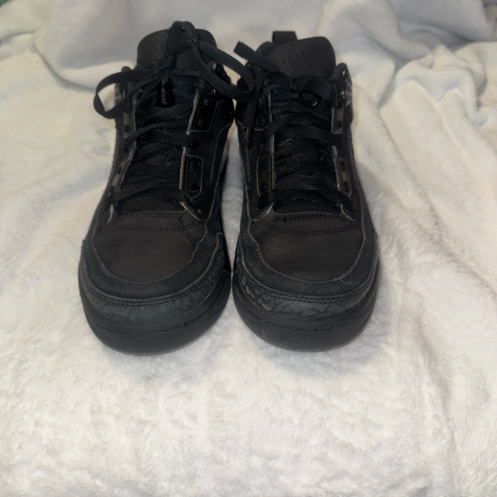 Nike Men's  All-Black Low Top Lace  Jordan Spizike black cat Sneakers